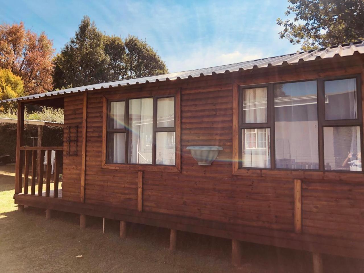 Rustic Cabin Sleepover Underberg Buitenkant foto